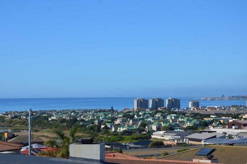 5 Bedroom Property for Sale in Island View Western Cape
